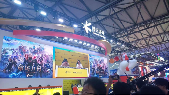 米哈游的CJ展台，把“渣男”属性展现的淋漓尽致